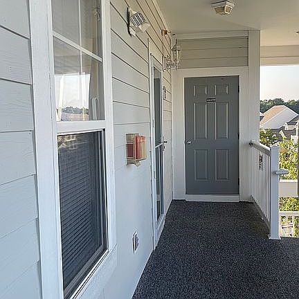 3rd image of 500 Wickham Dr Unit 1070