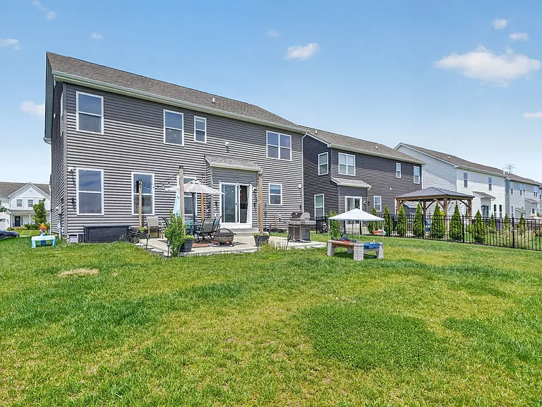 3805 Mantle Dr — Photo 47