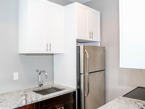 4th image of 1830 Frankford Ave Floor 2