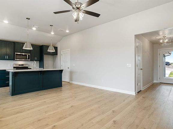 5th image of 2223 W 29th Ave