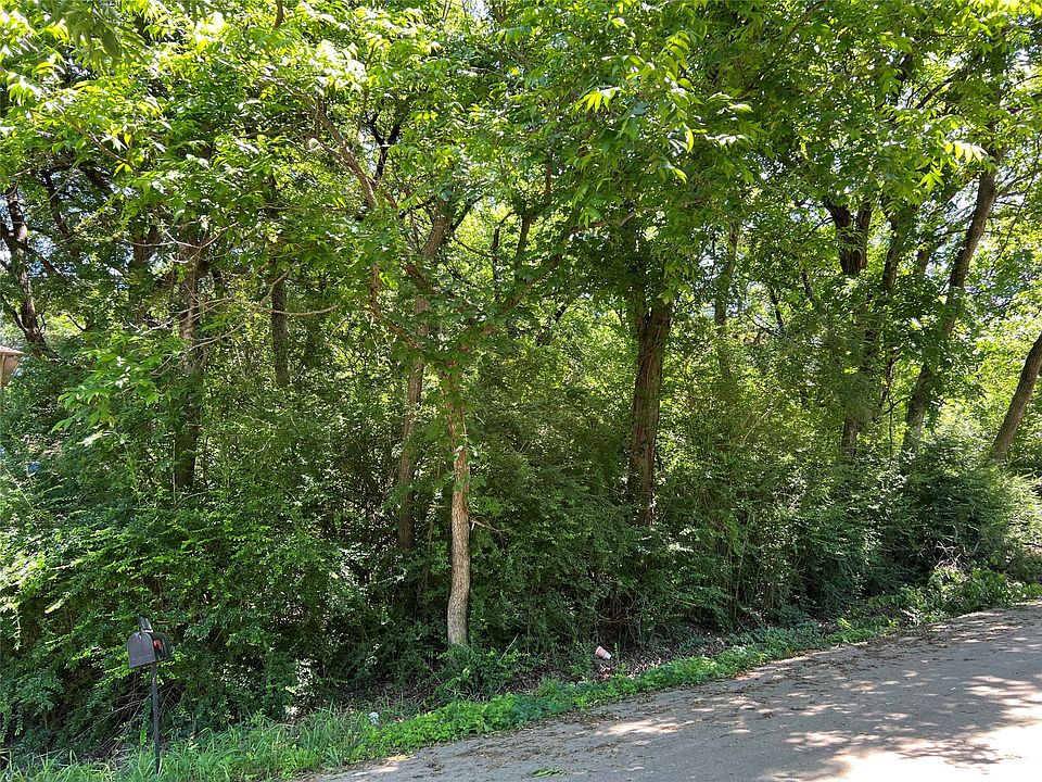 2nd image of 5120 Moneta Ln