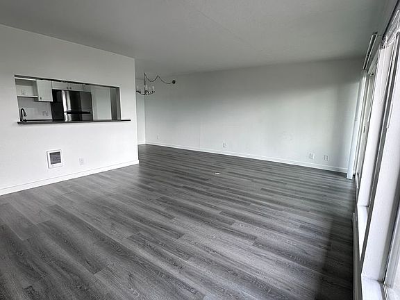 4th image of 2035 43rd Ave E APT 303