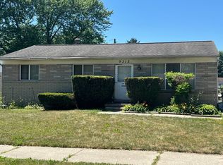 9312 Essex St, Romulus, MI 48174