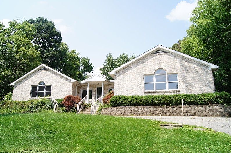 1st image of 4369 Valley Pike