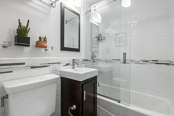 Sold by Corcoran | media 28
