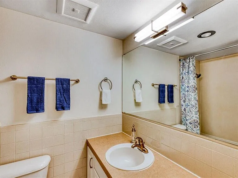 Irvington Apartments — Photo 6