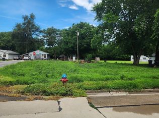 206 S Washington St, Tuscola, IL