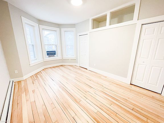 1284 Commonwealth Ave. #1 Boston (Allston) Shared Unit Pho