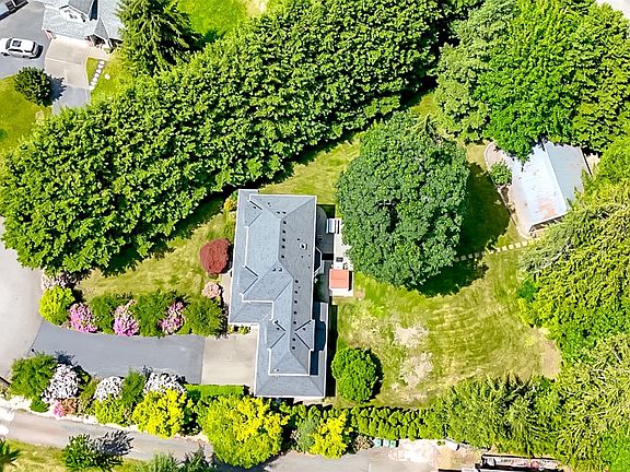 3rd image of 11930 205th Drive SE