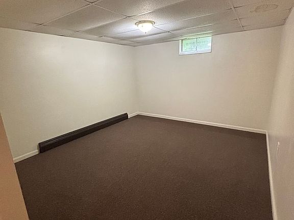 2nd image of 216 Woodcock Dr