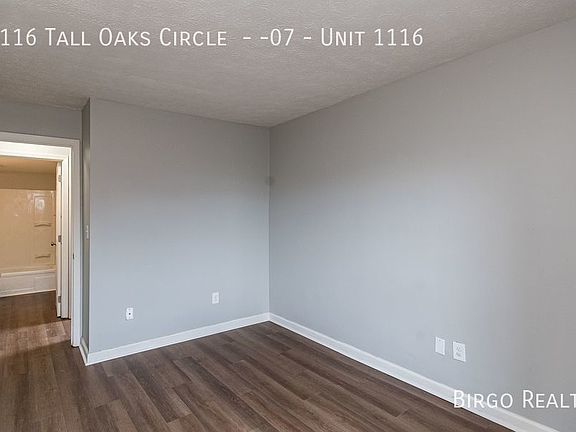 3rd image of 1116 Tall Oaks Cir #7