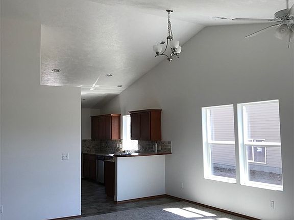 4th image of 10333 W 9th Ave