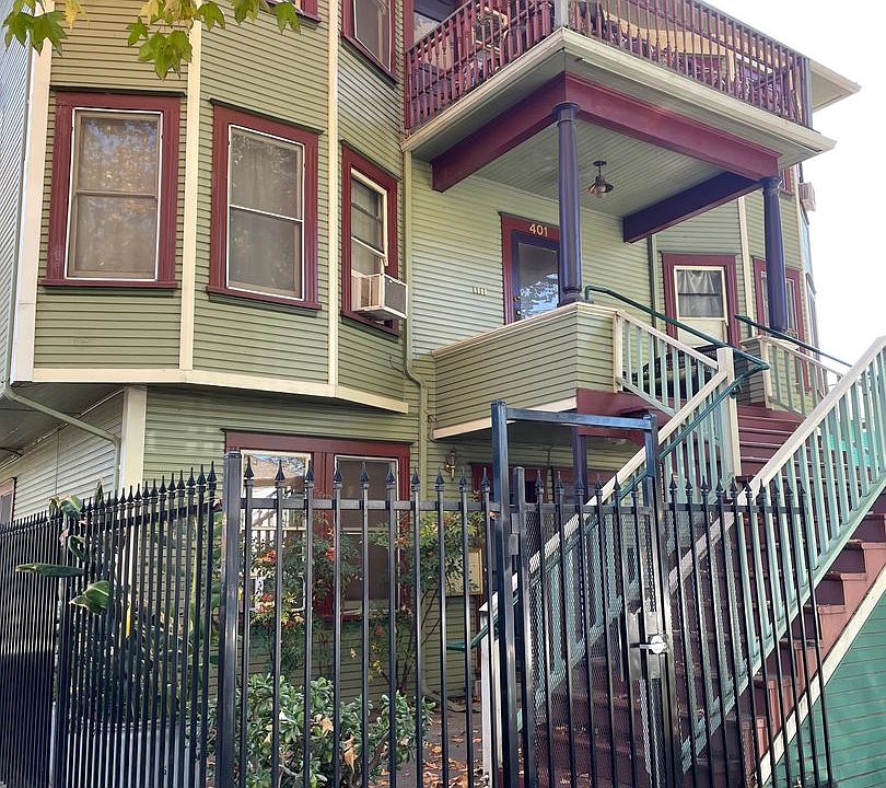 1st image of 401 15th St