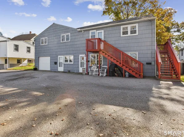2 Peggy Lane, Norwich, CT 06360