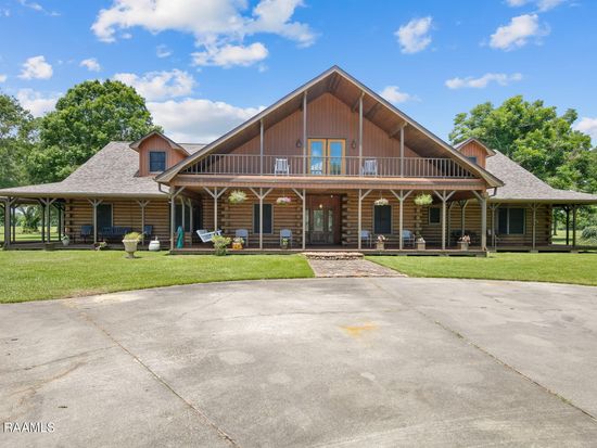 638 Lenora Rd, Church Point, LA 70525