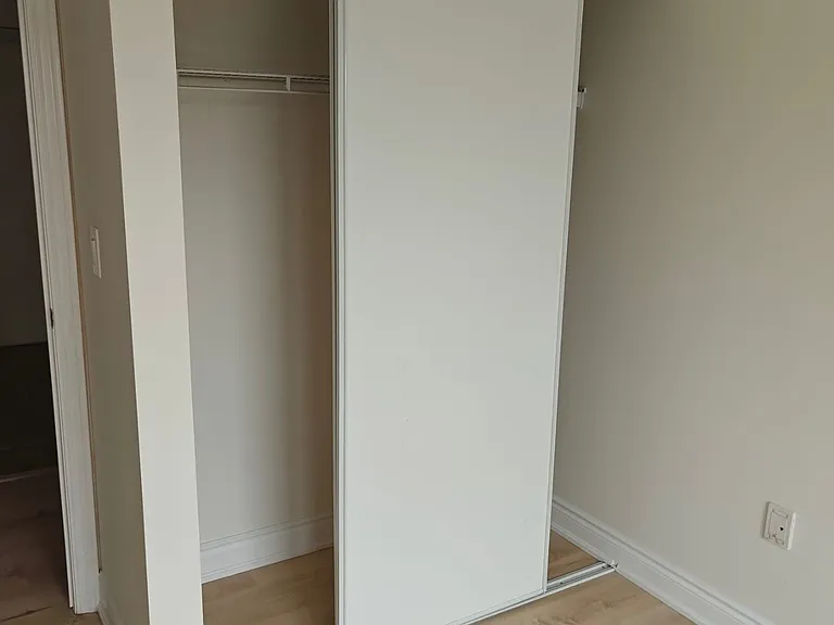 60 Lynnmore St #208 — Photo 3