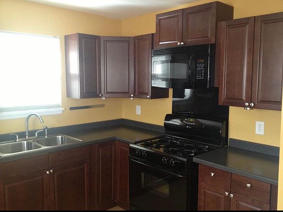 5th image of 3764 Whaley Ct