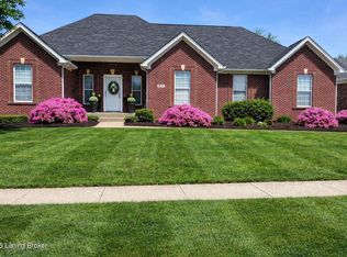 8110 Kellerman Rd, Louisville, KY