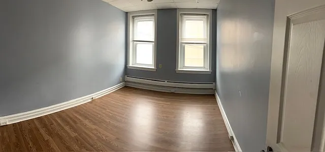 536 Dekalb St — Photo 3