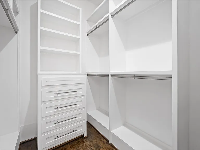 2310 Althea Dr — Photo 26