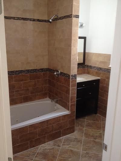 2nd image of 684R Lincoln Ave