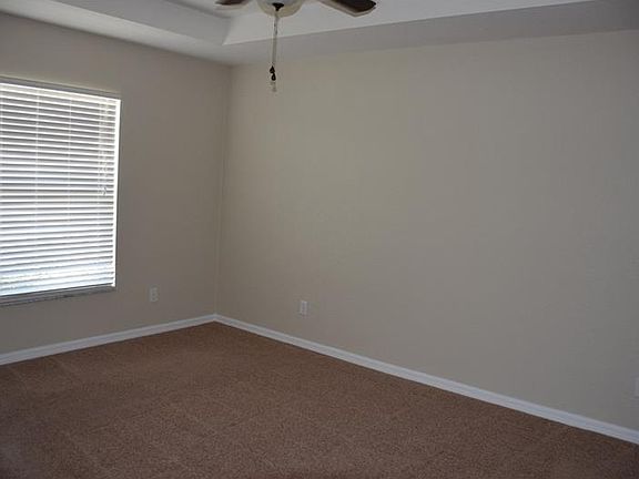 4th image of 160 Captain Hook Way