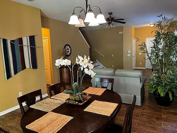 5th image of 2918 Lochcarron Dr