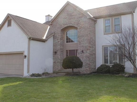 2nd image of 785 Graylock Ct