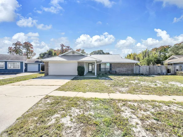 1120 Quail Cir, Destin, FL 32541