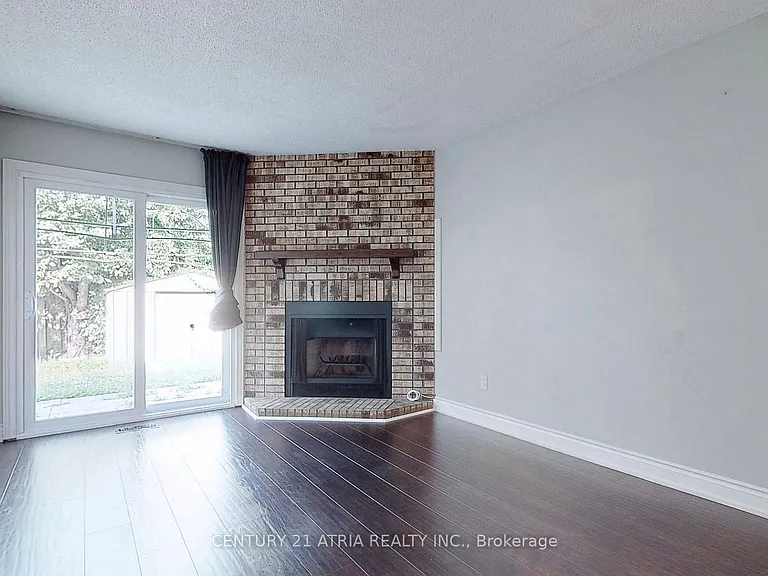 92 Jaffray Rd #UPPER — Photo 7
