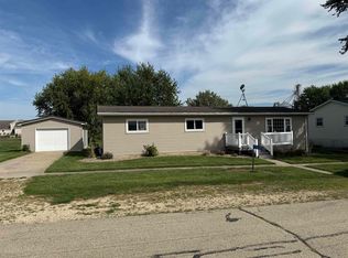 1638 299th Ave, Dyersville, IA 52040
