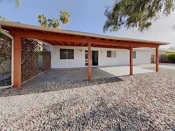2nd image of 4008 E Morrow Dr