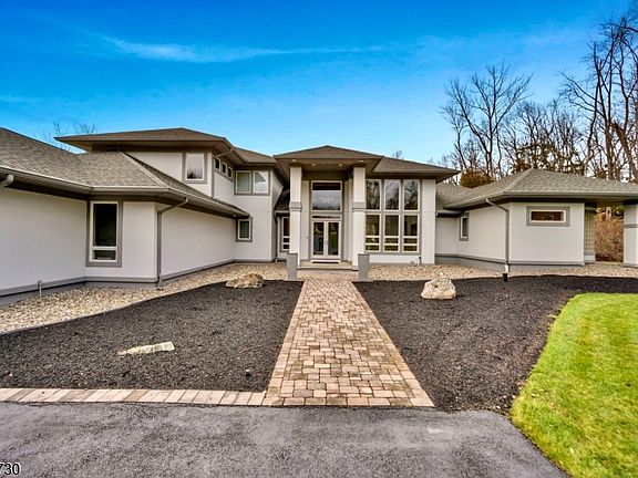 2nd image of 46 Benham Way