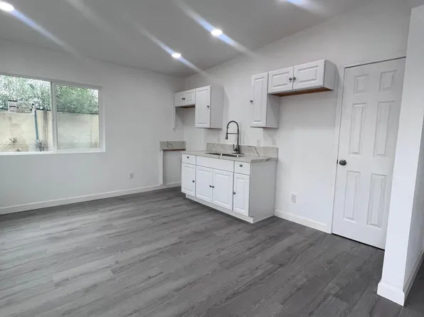 (undisclosed Address), Lancaster, CA 93535