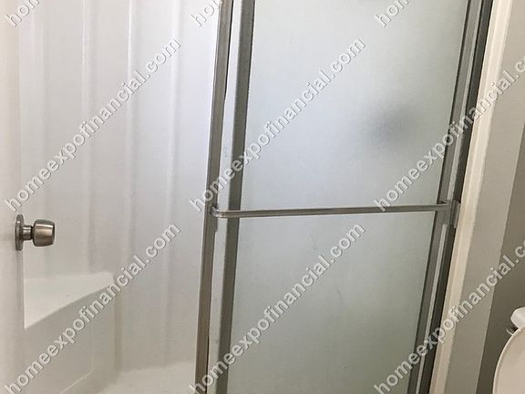 2nd image of 24374 Glencrest Dr