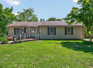 1136 Chinoe Rd, Lexington, KY 40502