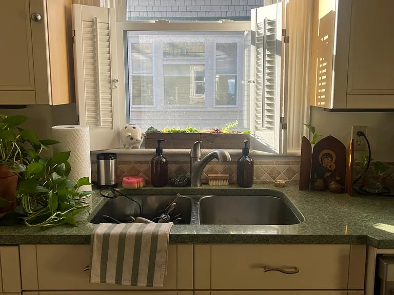 47 Halsey St — Photo 6