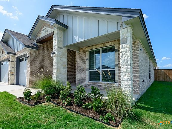 2nd image of 1002 Winchester Dr