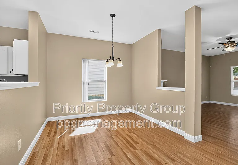 8913 Chalkstone Rd — Photo 9