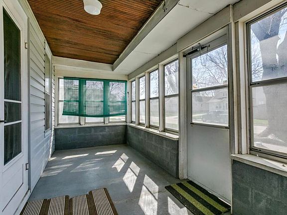 3rd image of 3330 Avenue D