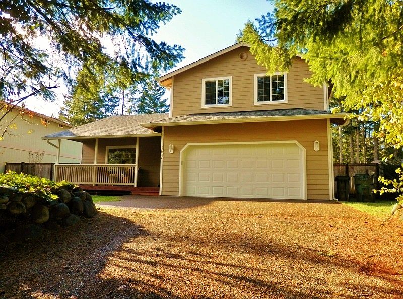 1st image of 17837 Clear Lake Blvd SE