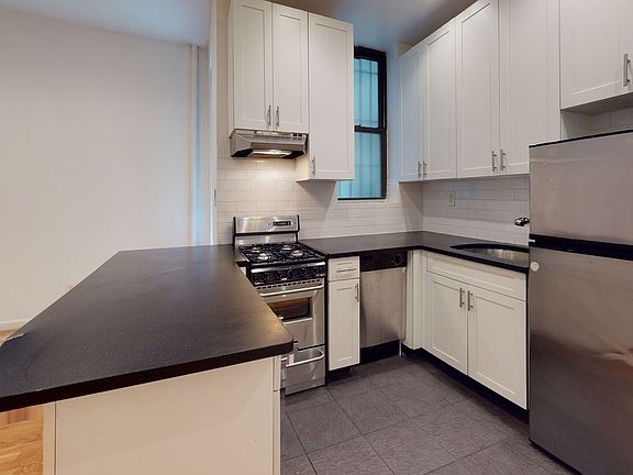 4th image of 166 E 90th St APT 1d