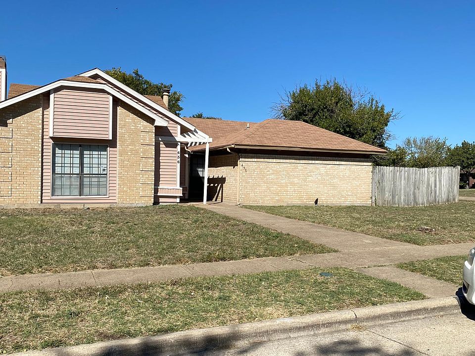 1st image of 456 Dollins St