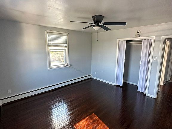 4th image of 8 E Ashland Ave #3