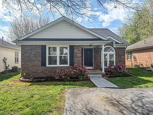 1635 Pleasant Way Photo 1