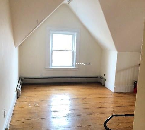 4th image of 139 Antrim St #2P
