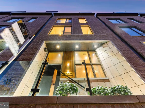 2320 Sansom St, Philadelphia, PA 19103