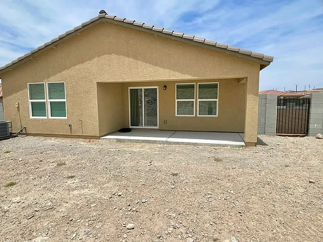 2586 Aaron Pl — Photo 18