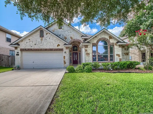 2640 Cloverbrook Ln, Schertz, TX 78108
