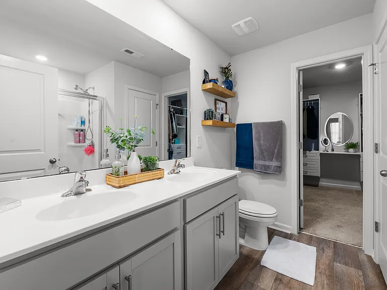 301 Ginger Dr — Photo 35